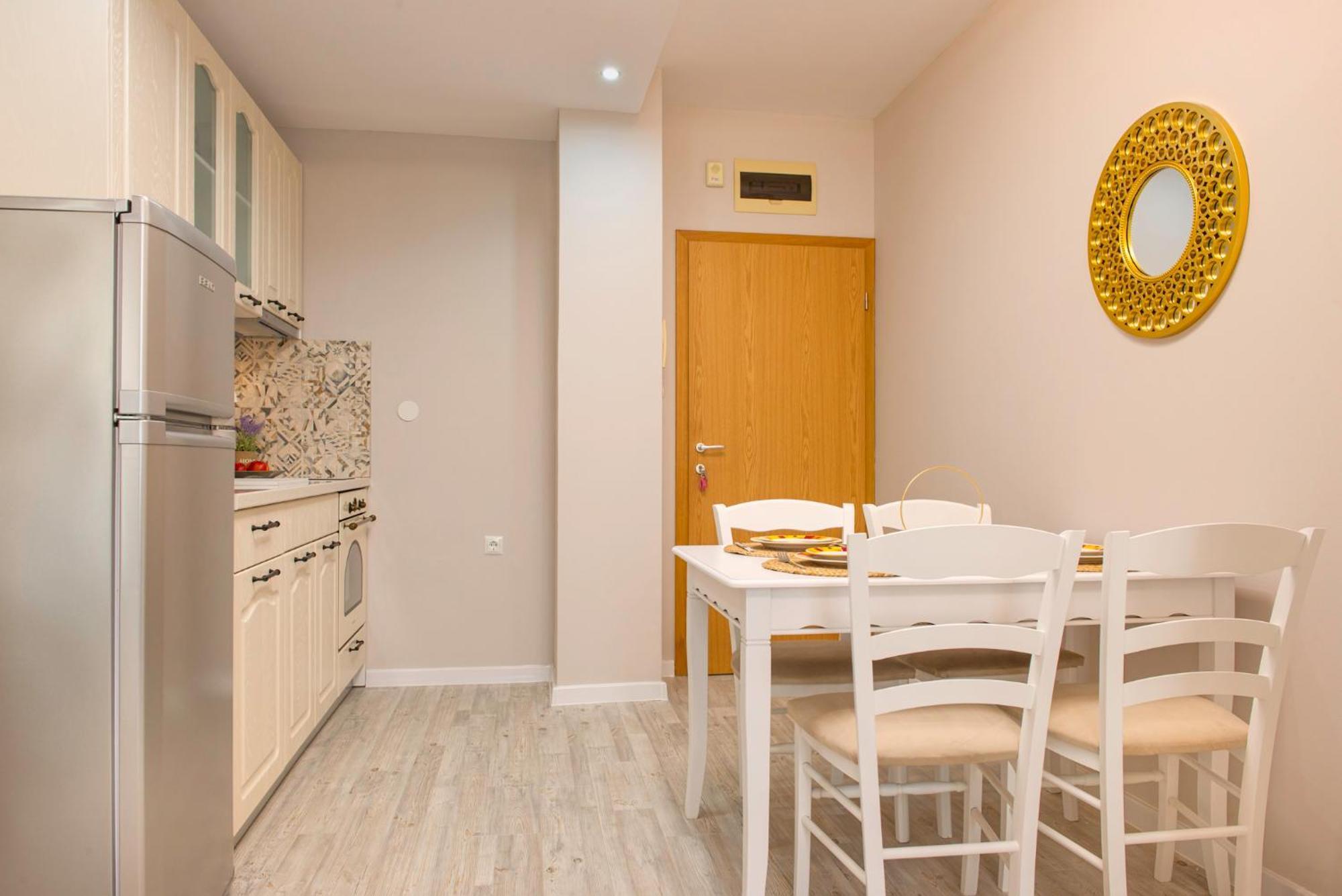 Garden Of Eden Pmg Apartments Sveti Vlas Exterior foto