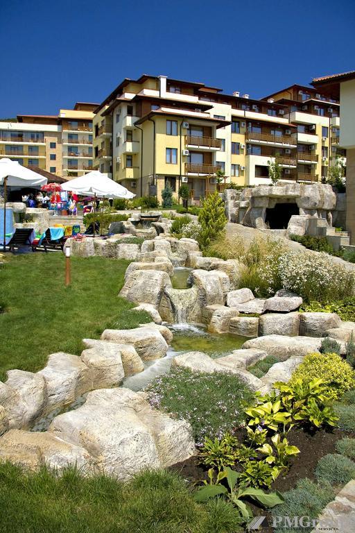 Garden Of Eden Pmg Apartments Sveti Vlas Exterior foto