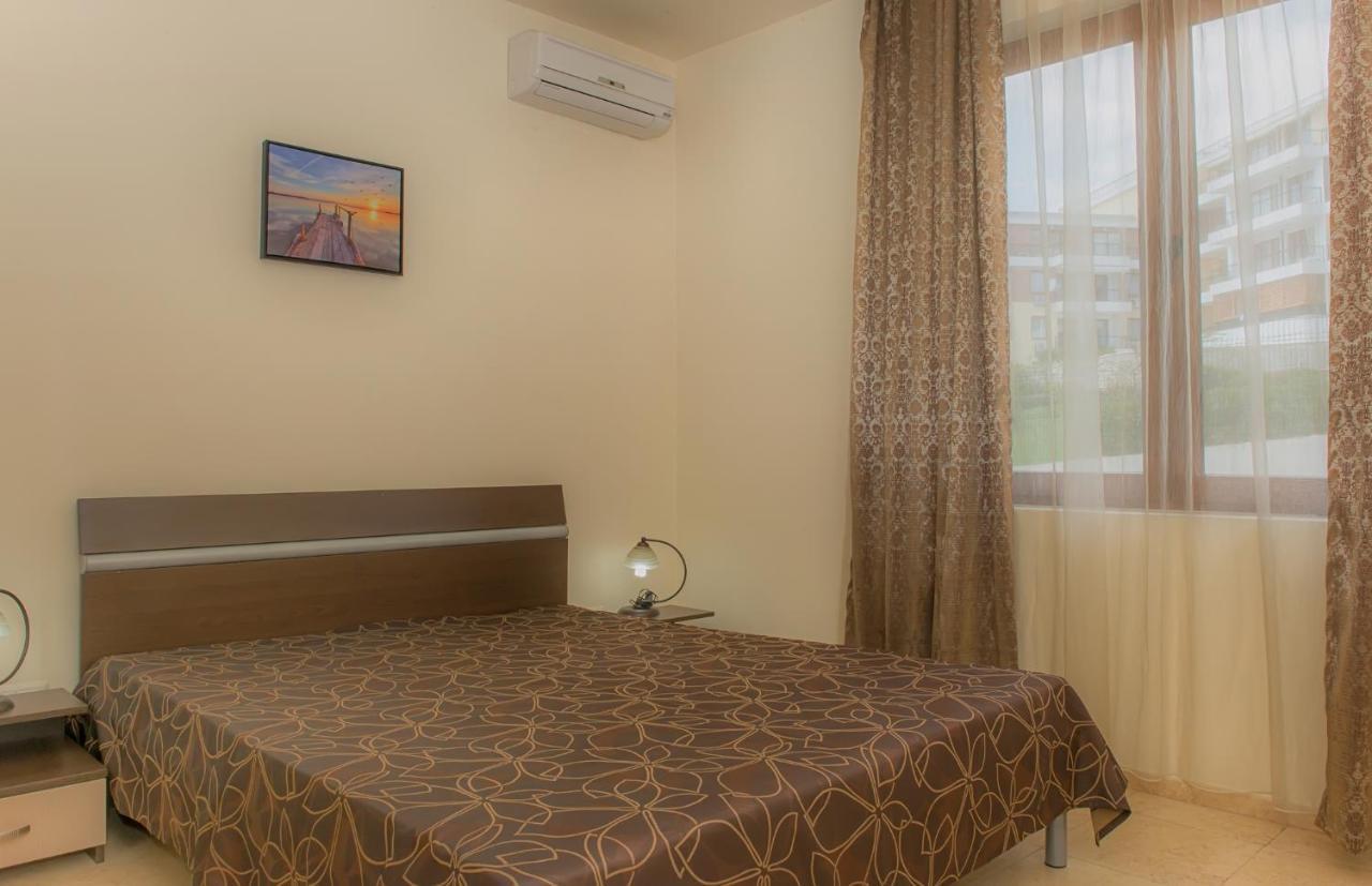 Garden Of Eden Pmg Apartments Sveti Vlas Exterior foto