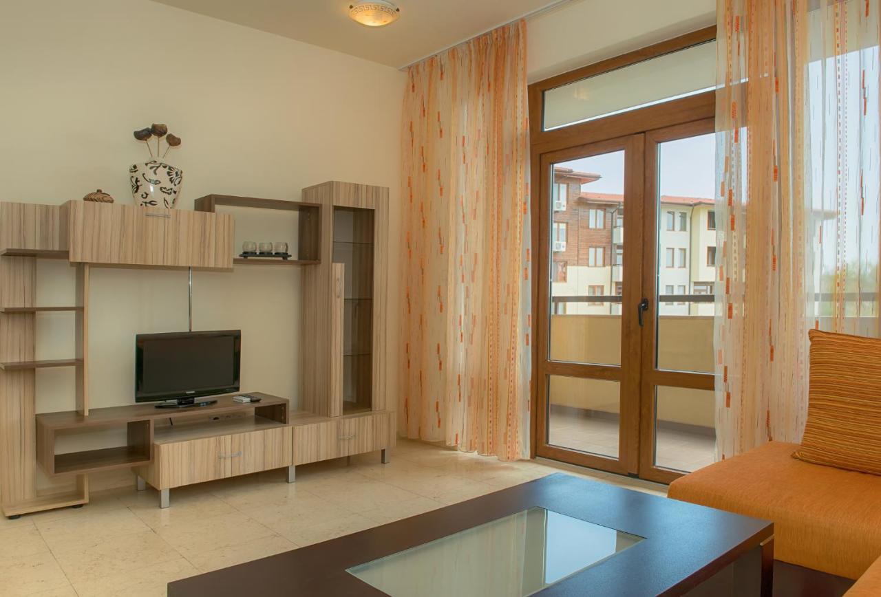 Garden Of Eden Pmg Apartments Sveti Vlas Exterior foto